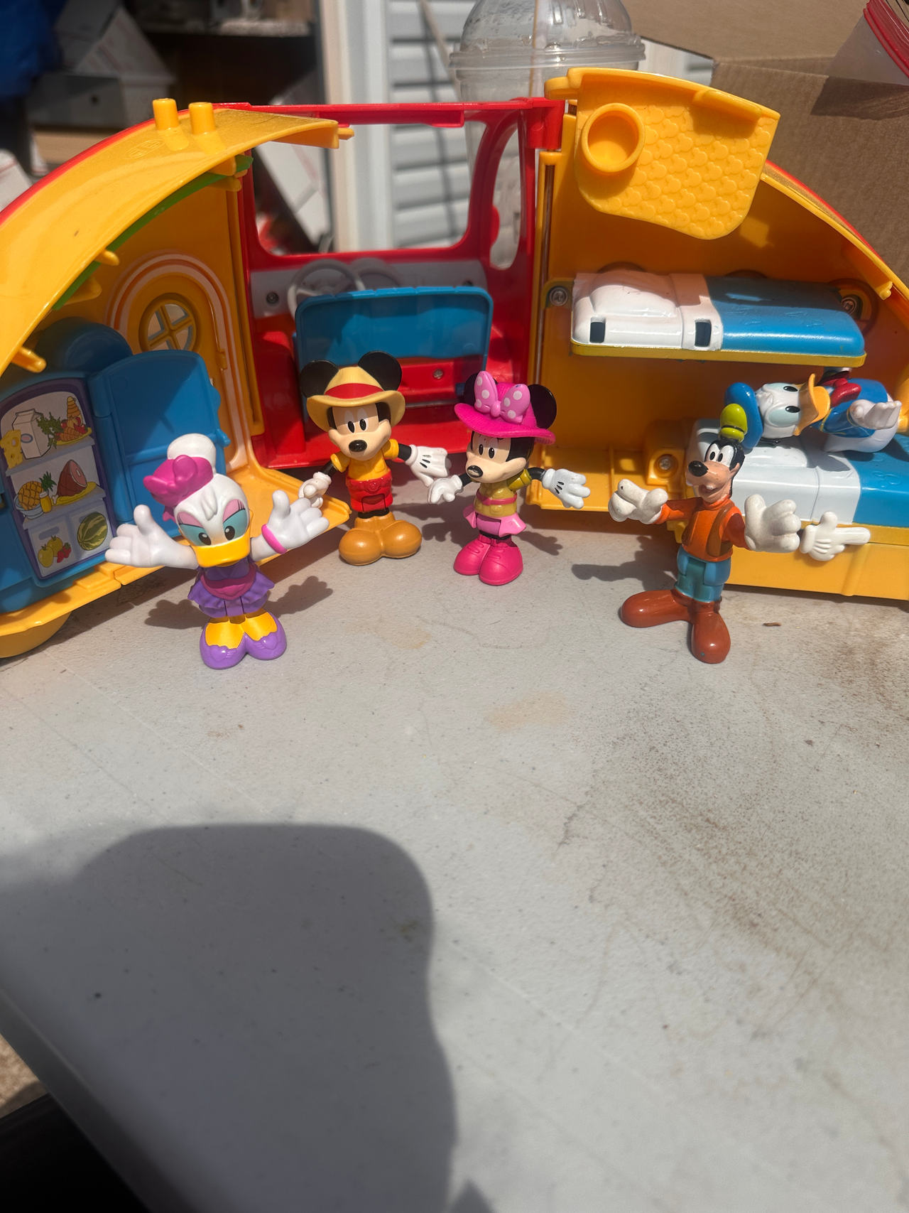 Disney Mickey Mouse Clubhouse Transforming Camper Van Playset 209
