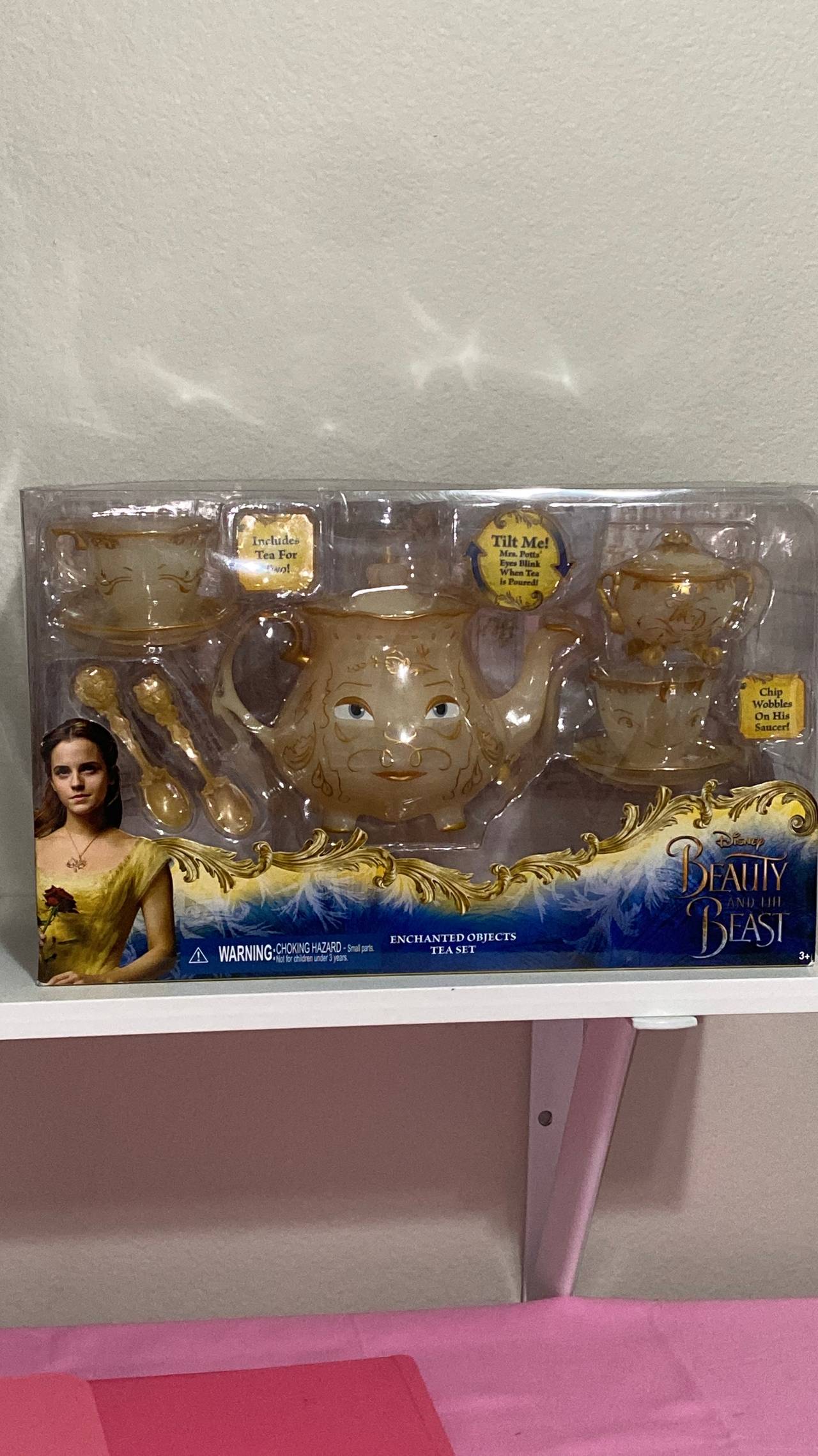 Disney Beauty and the Beast Enchanted Objects Tea Set