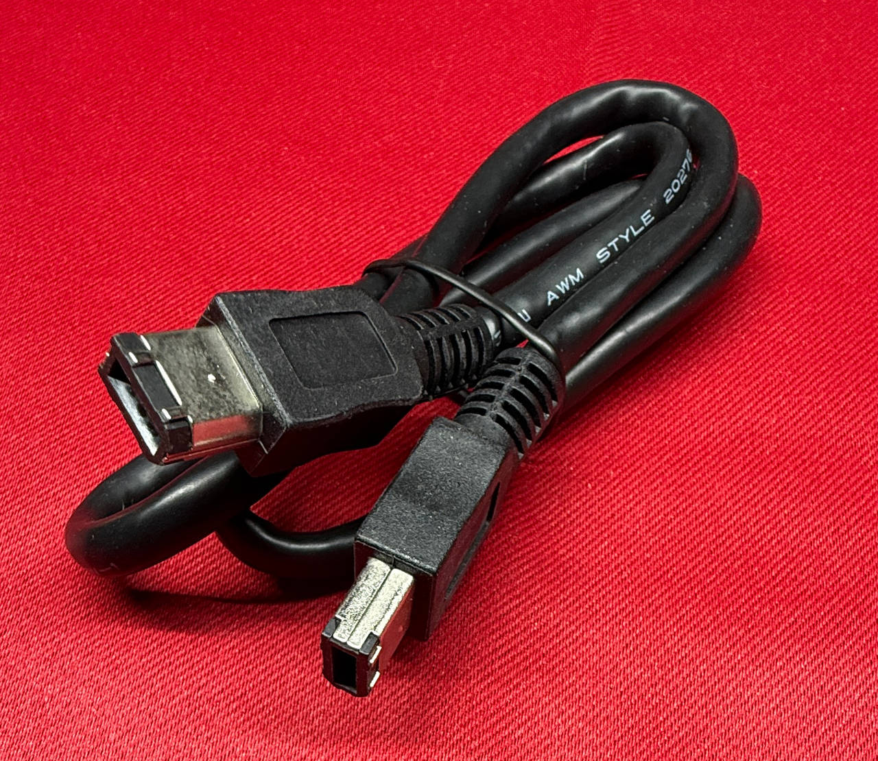 FireWire 800 to 400 9-pin to 6-pin Cable