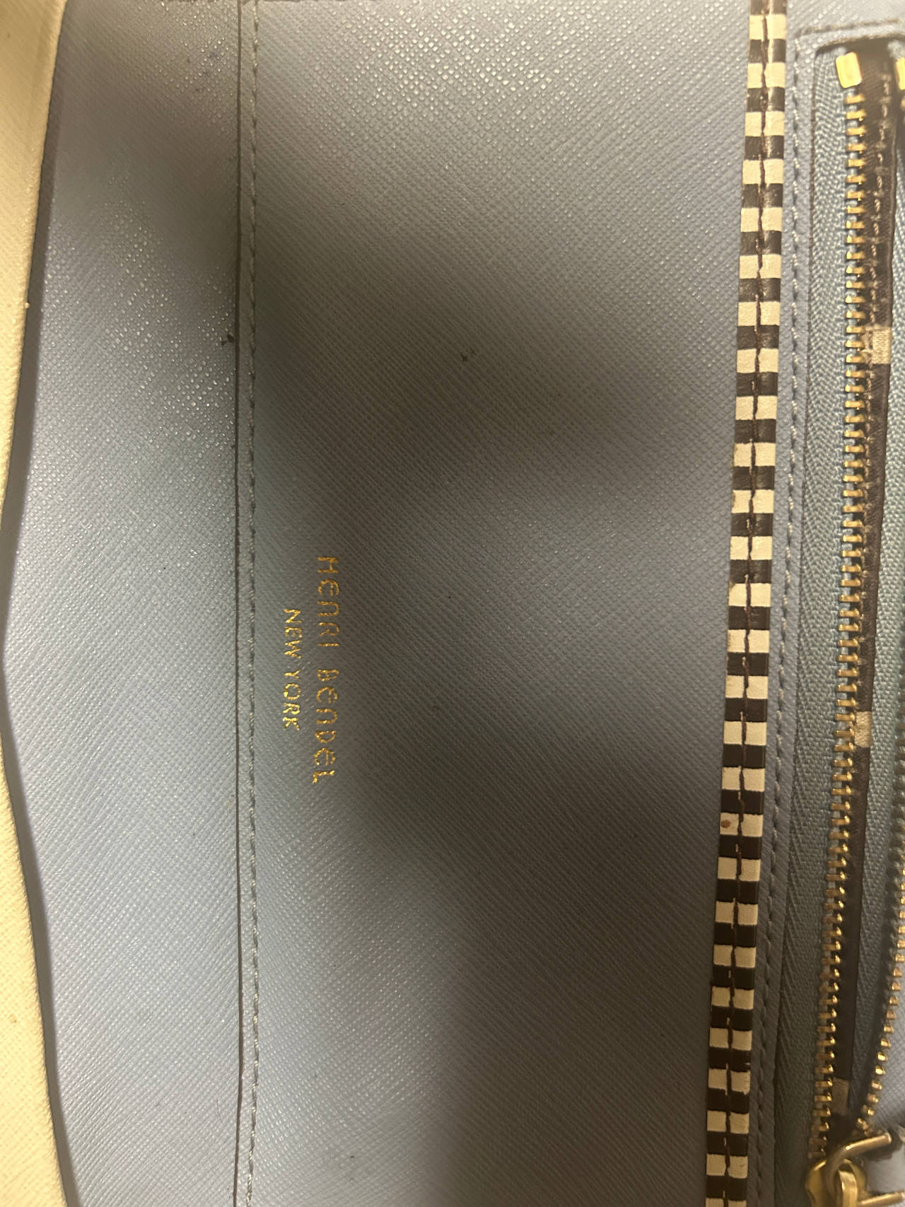 Henri Bendel Wallet