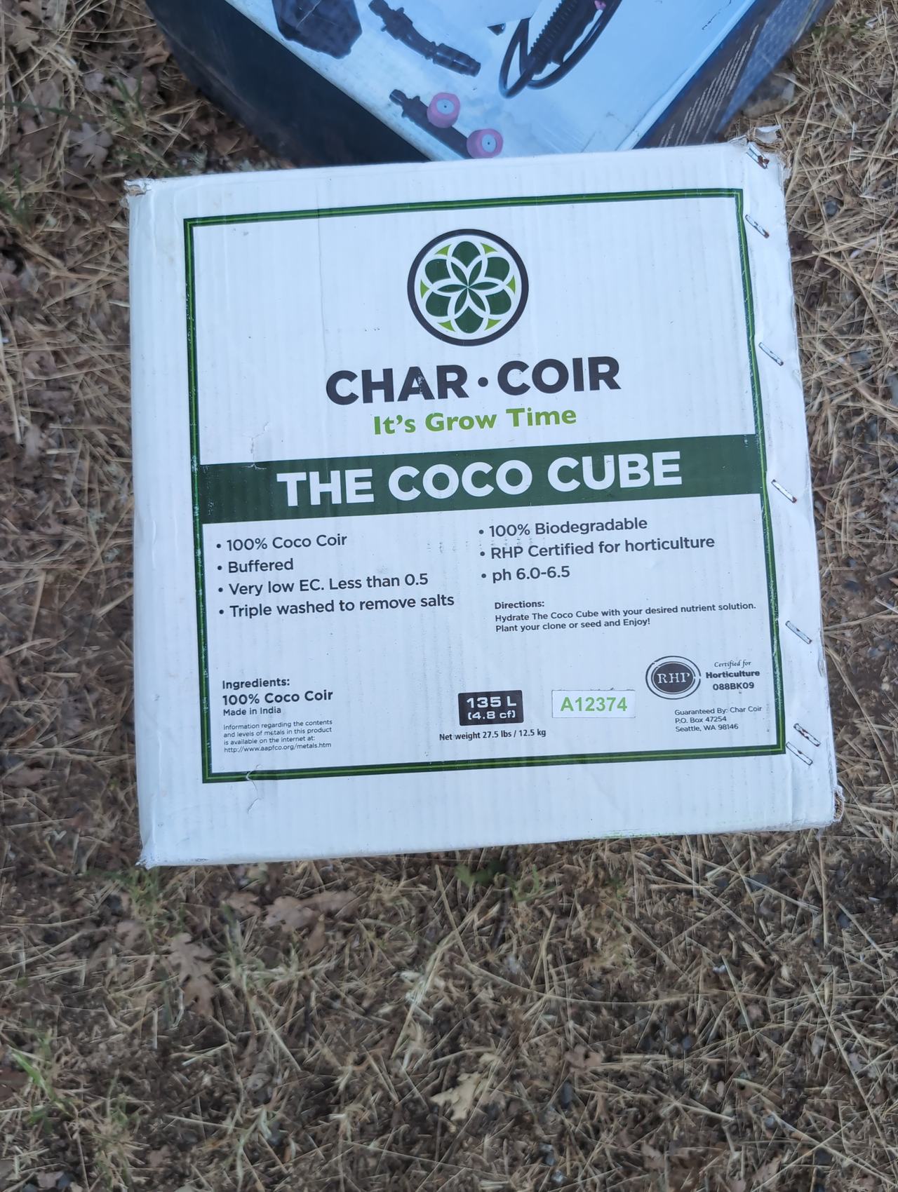 Char Coir The Coco Cube 135L (4.8 cf)