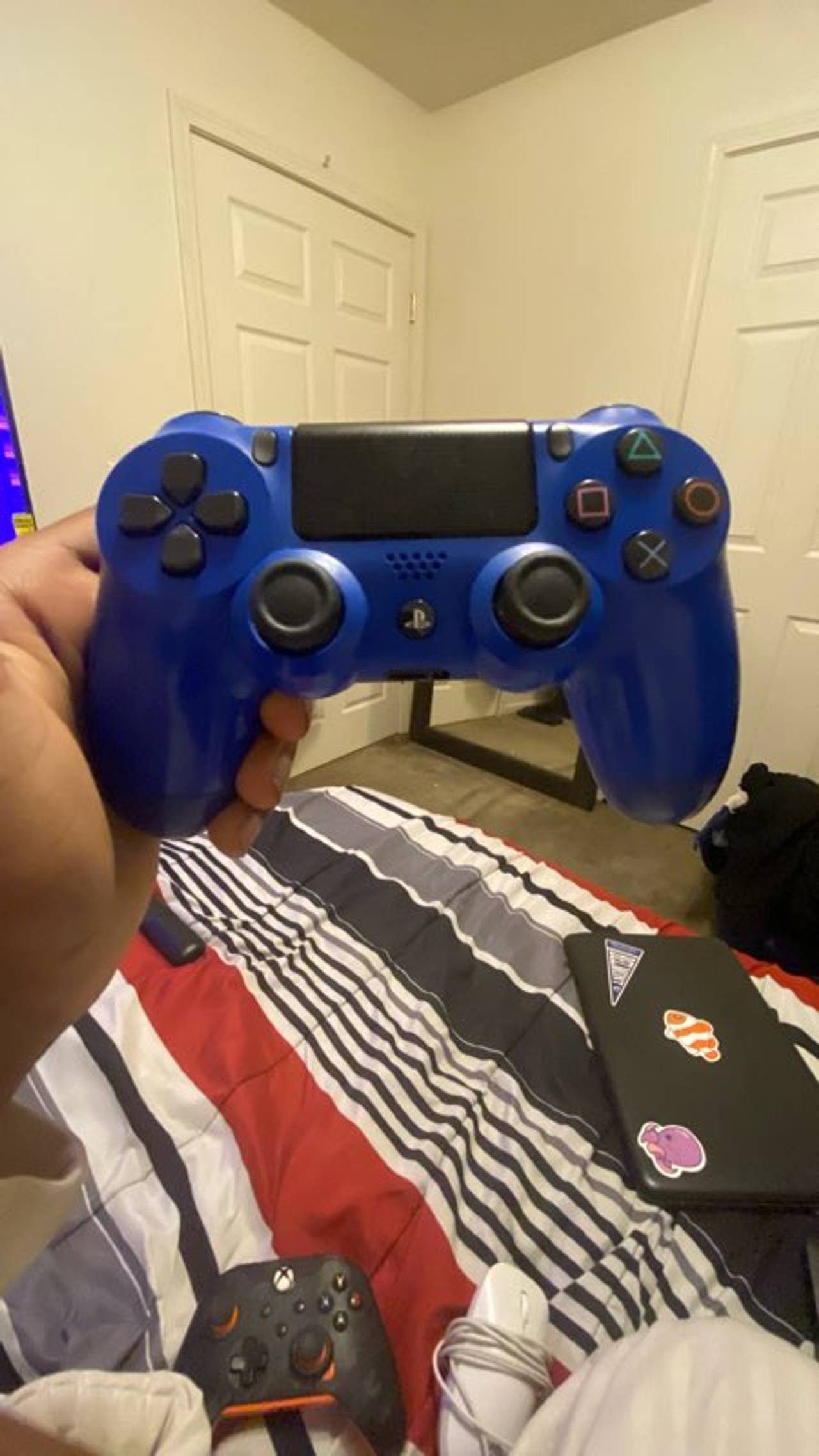 DualShock 4 Wireless Controller