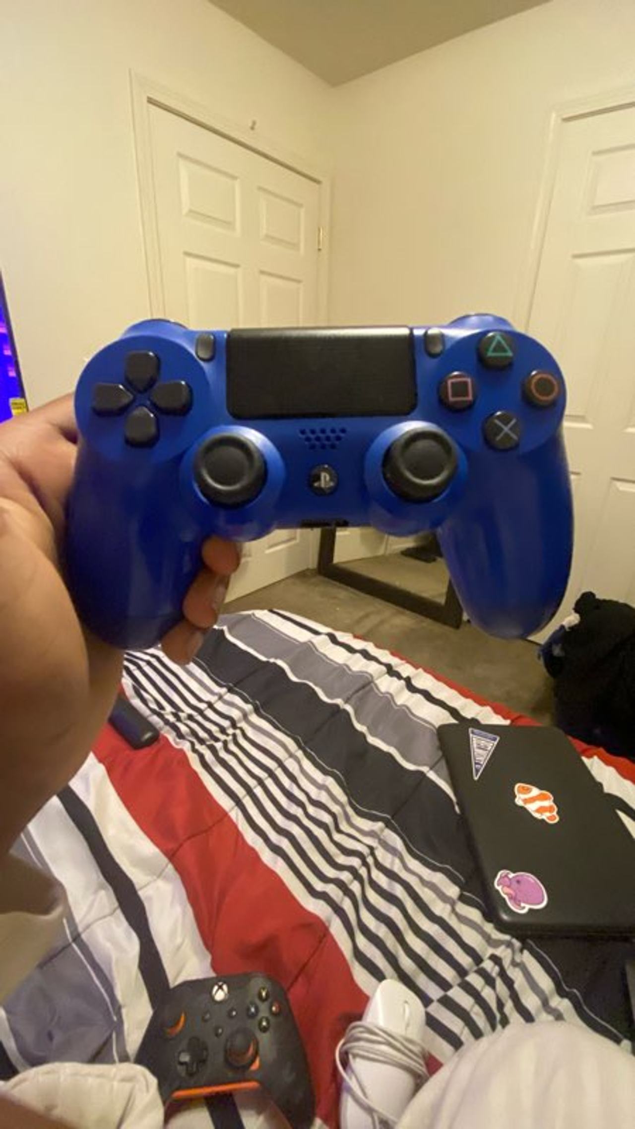 DualShock 4 Wireless Controller