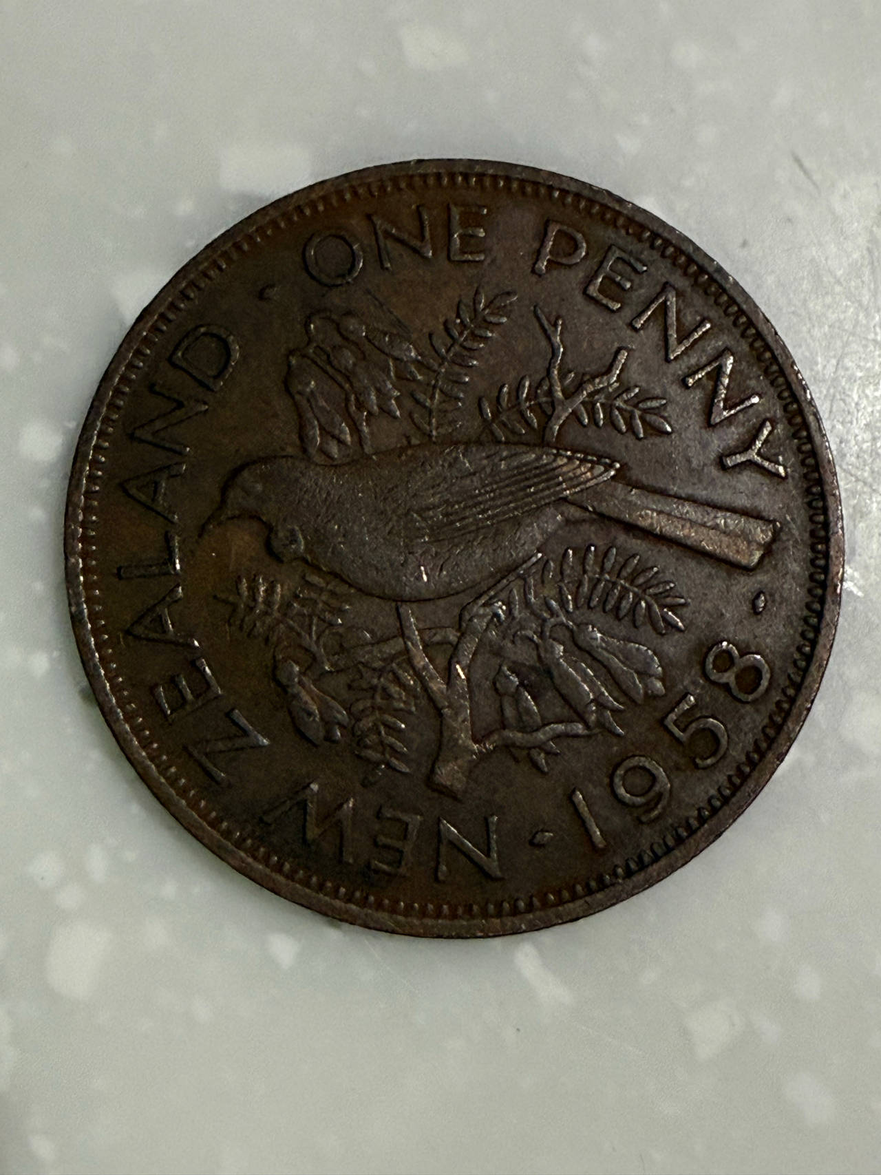 1958 New Zealand One Penny Coin E7