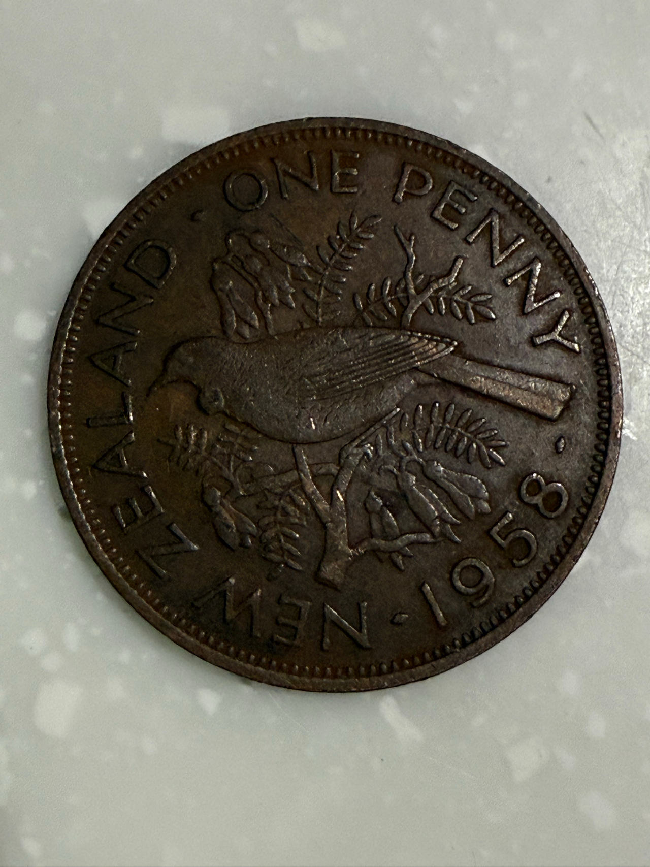 1958 New Zealand One Penny Coin E7