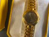 André François Ladies Vintage Quartz Watches - Image 3