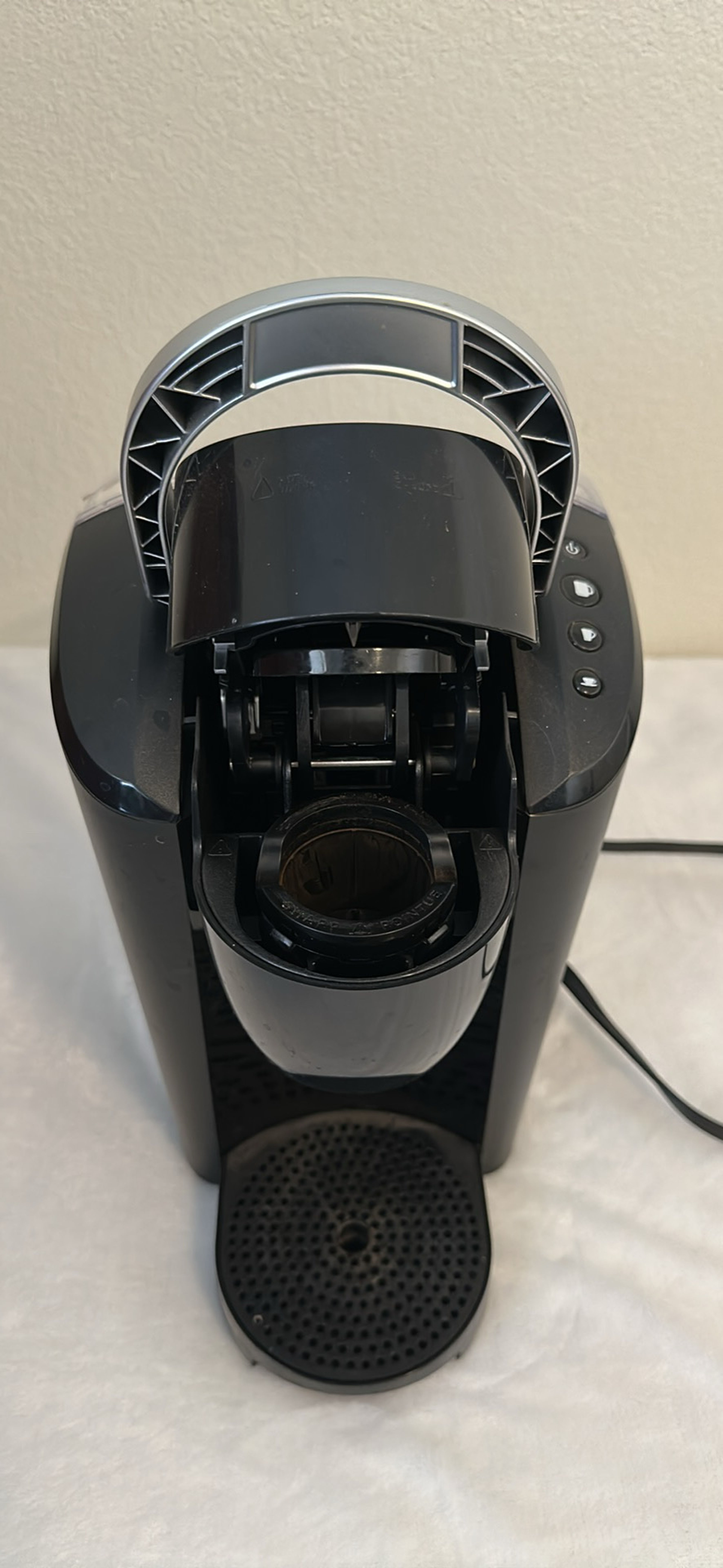 Keurig K-Compact K35 Black Single-Serve Coffee Maker - Image 3