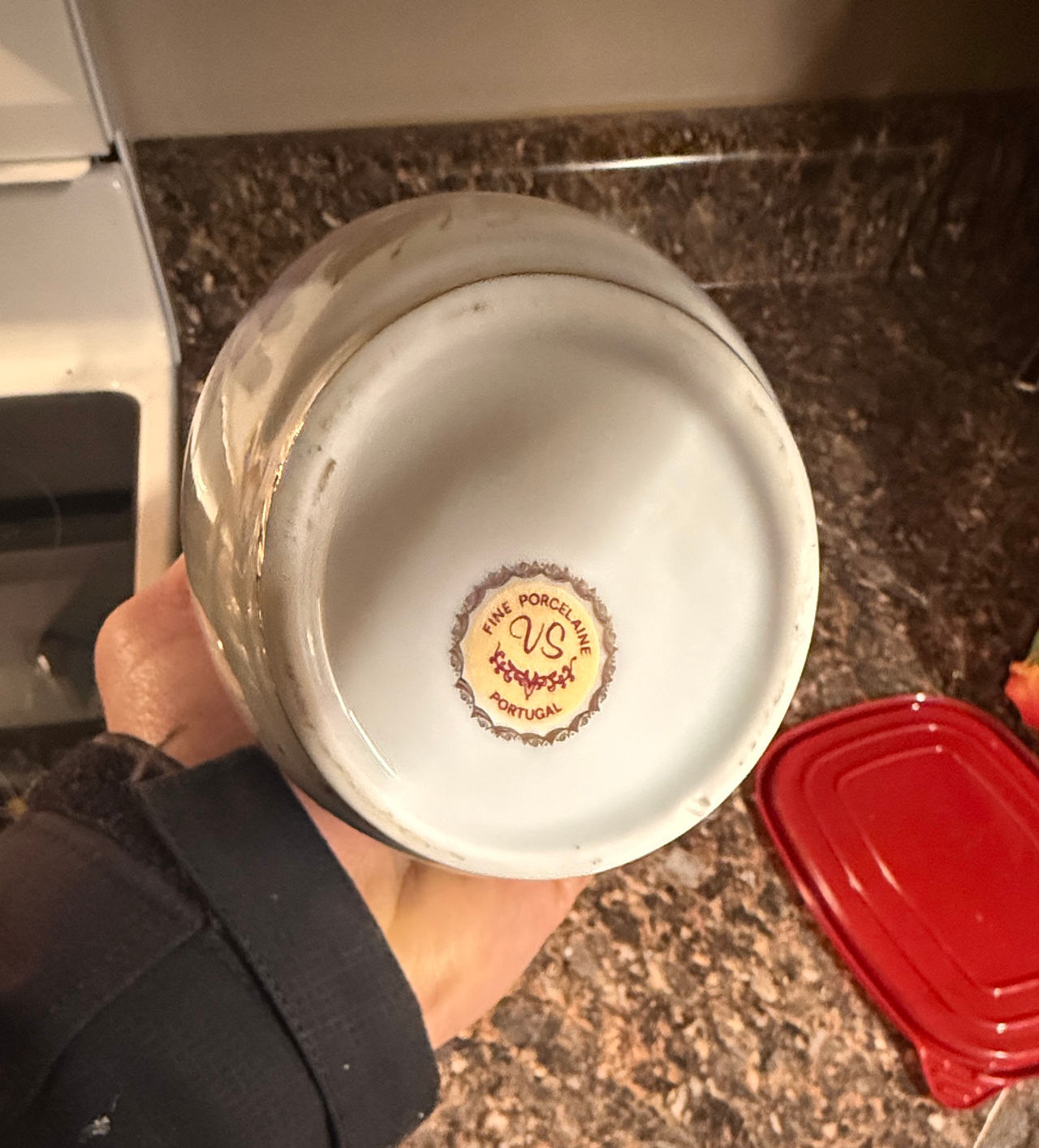 VS Portugal Vintage Rose Porcelain Vase