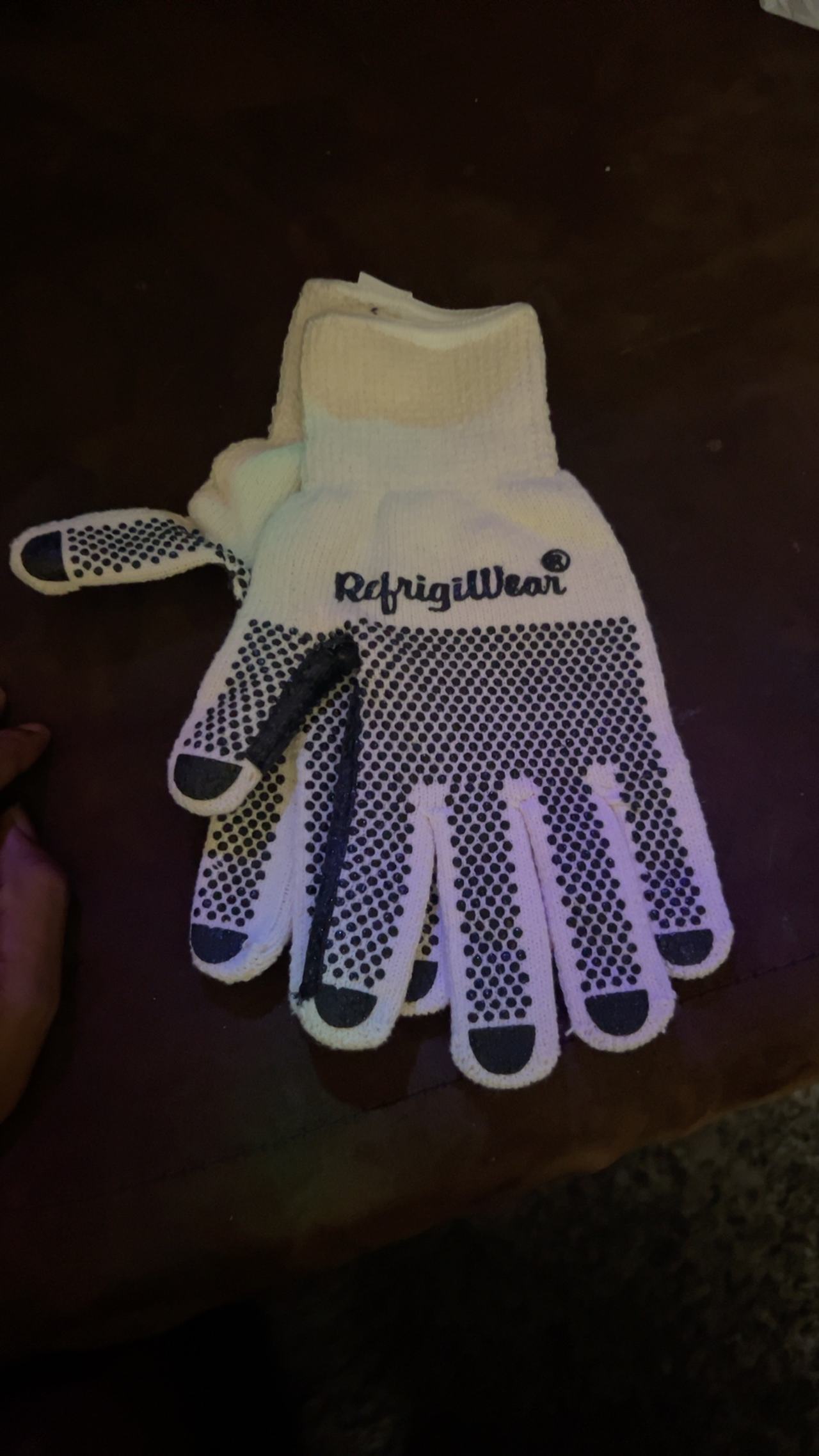 RefrigiWear Midweight Dot Grip Glove Natural Medium