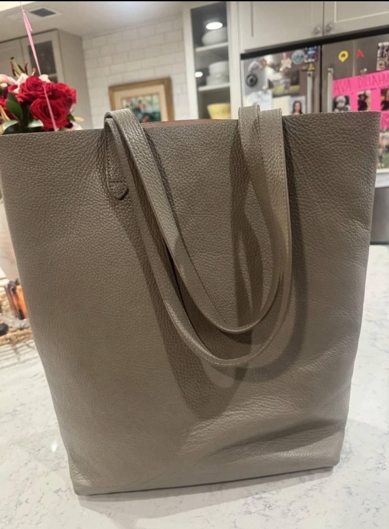 Cuyana Classic Leather Tote