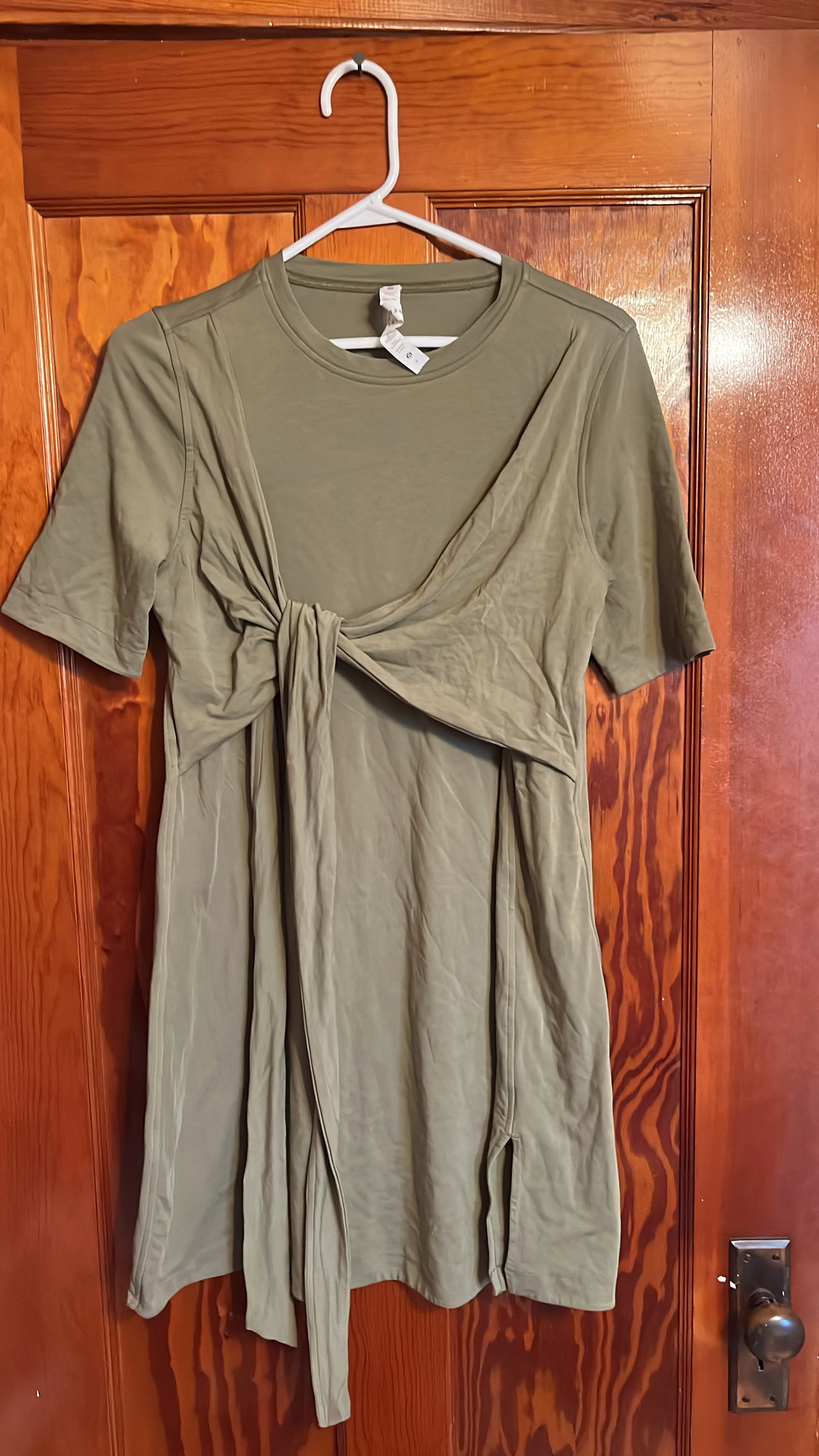 Lululemon All Yours Front Tie Dress size 6. Like new!