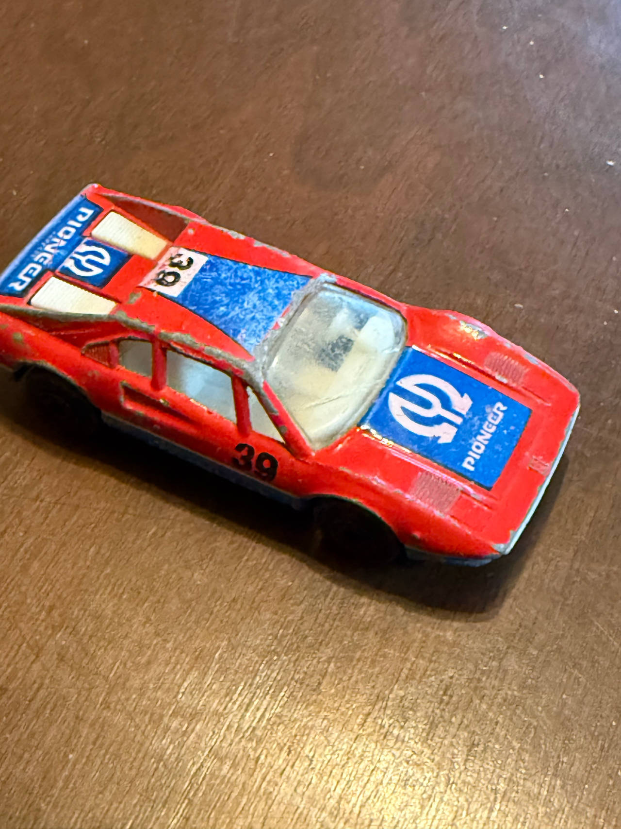 Matchbox Ferrari 308 GTB Pioneer #39