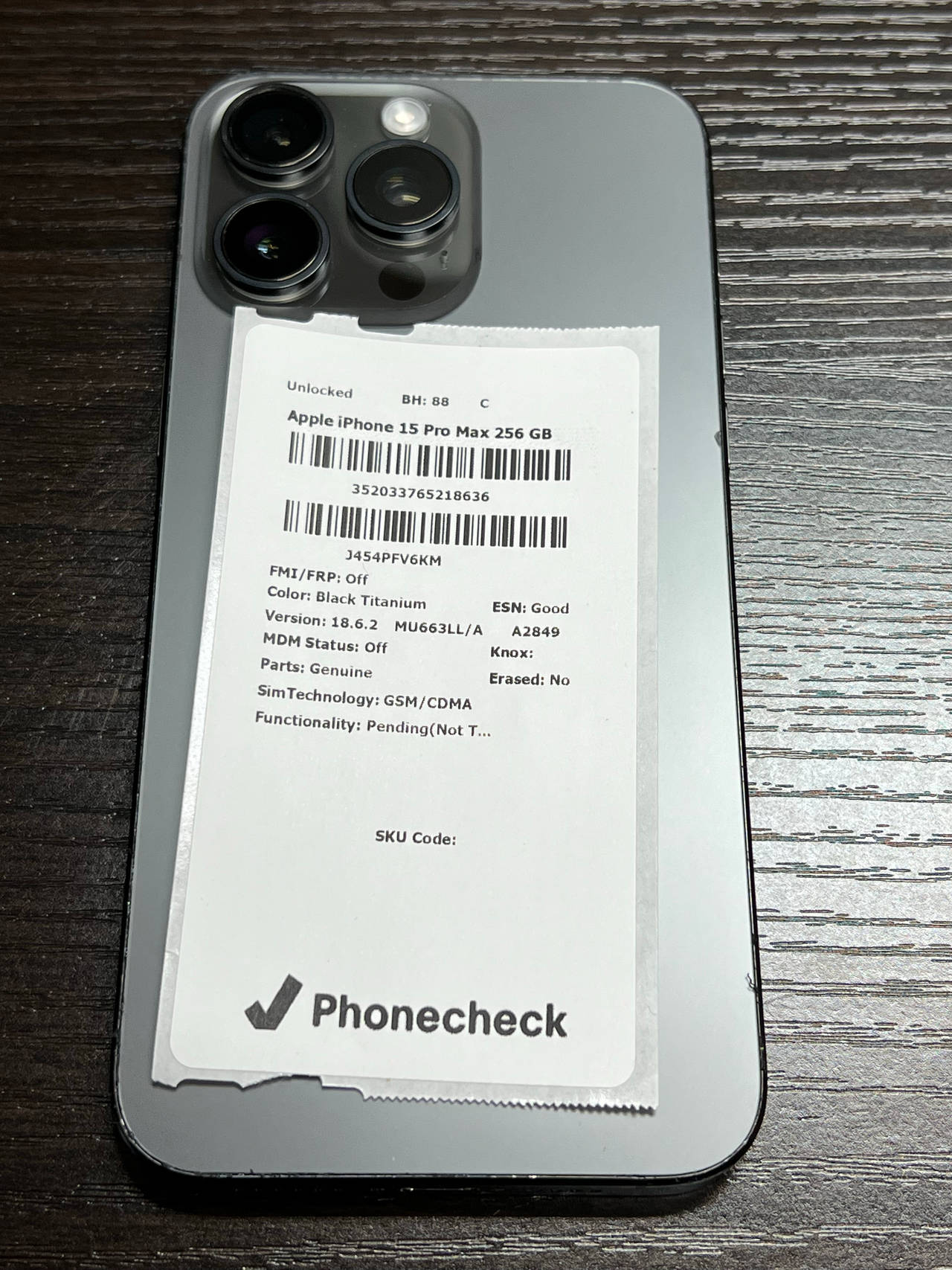 Apple iPhone 15 Pro Max 256 GB Black Titanium unlocked 88% battery health