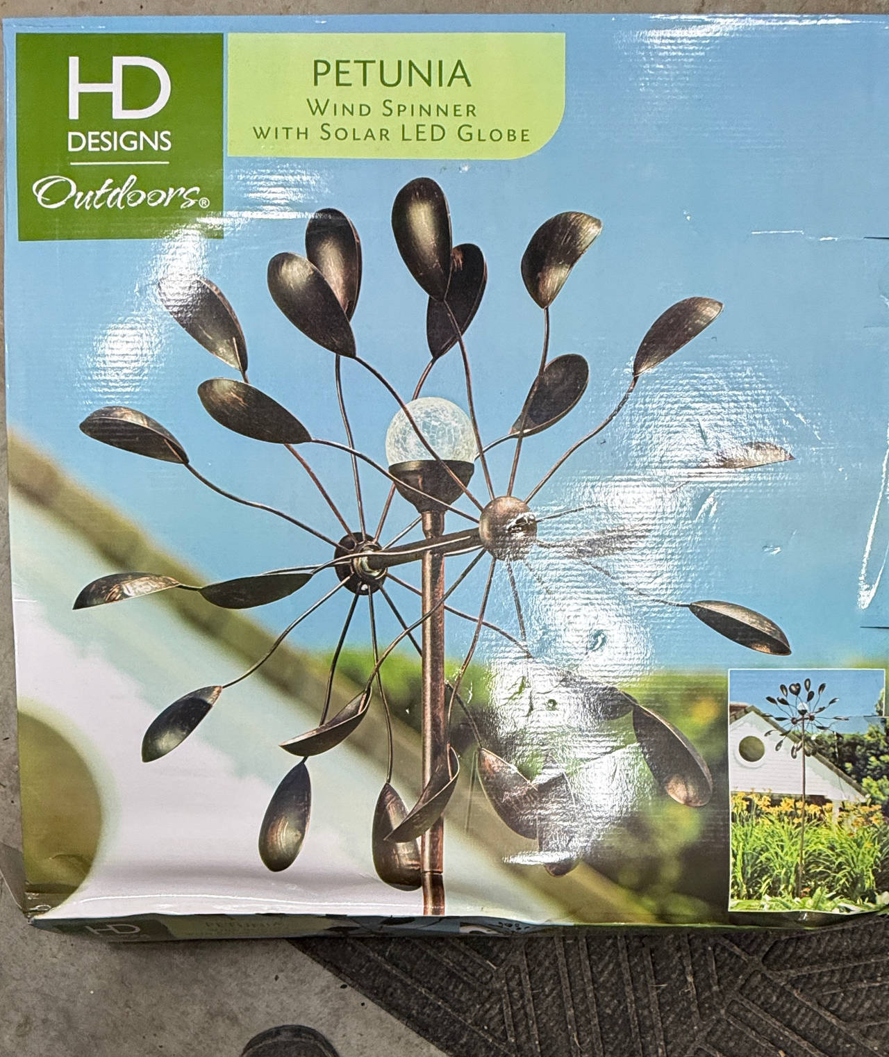 HD Designs Outdoors Petunia Wind Spinner with Solar LED Globe