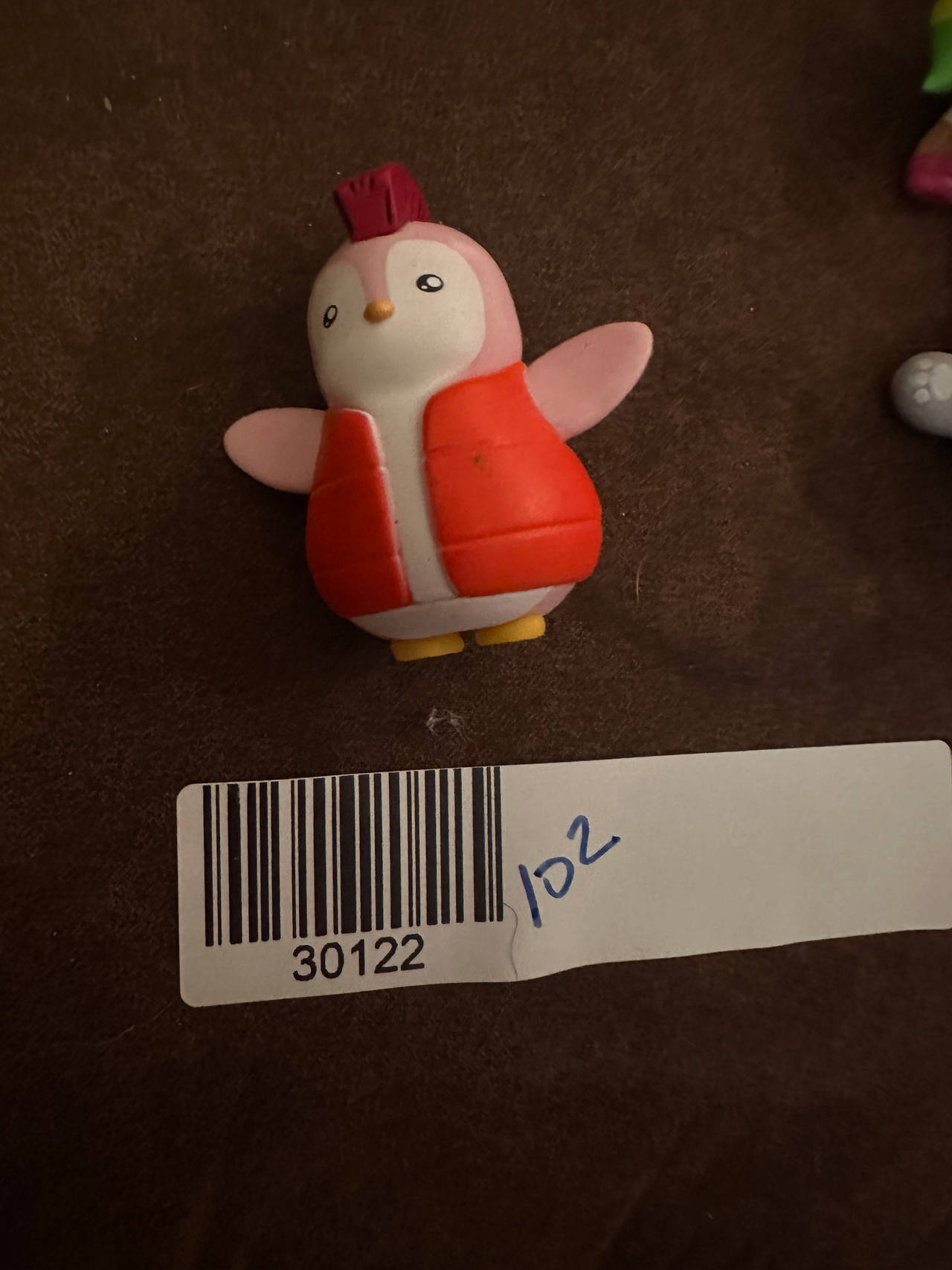 PUDGY PENGUIN Red Coat Mohawk penguin mystery collectible figure. 102