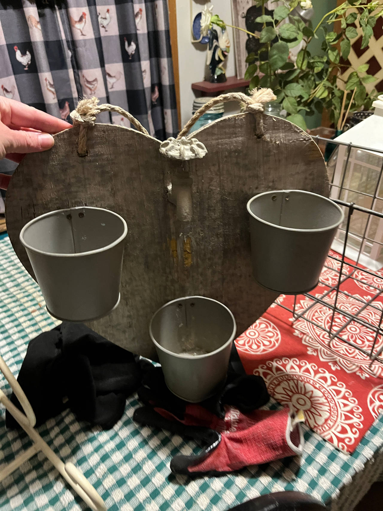 Rustic Heart Wooden Wall Planter with Metal Buckets