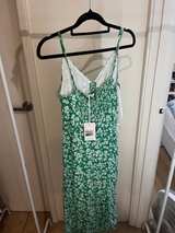 Ghanda Green Floral Ruched Front Midi Dress - Image 4