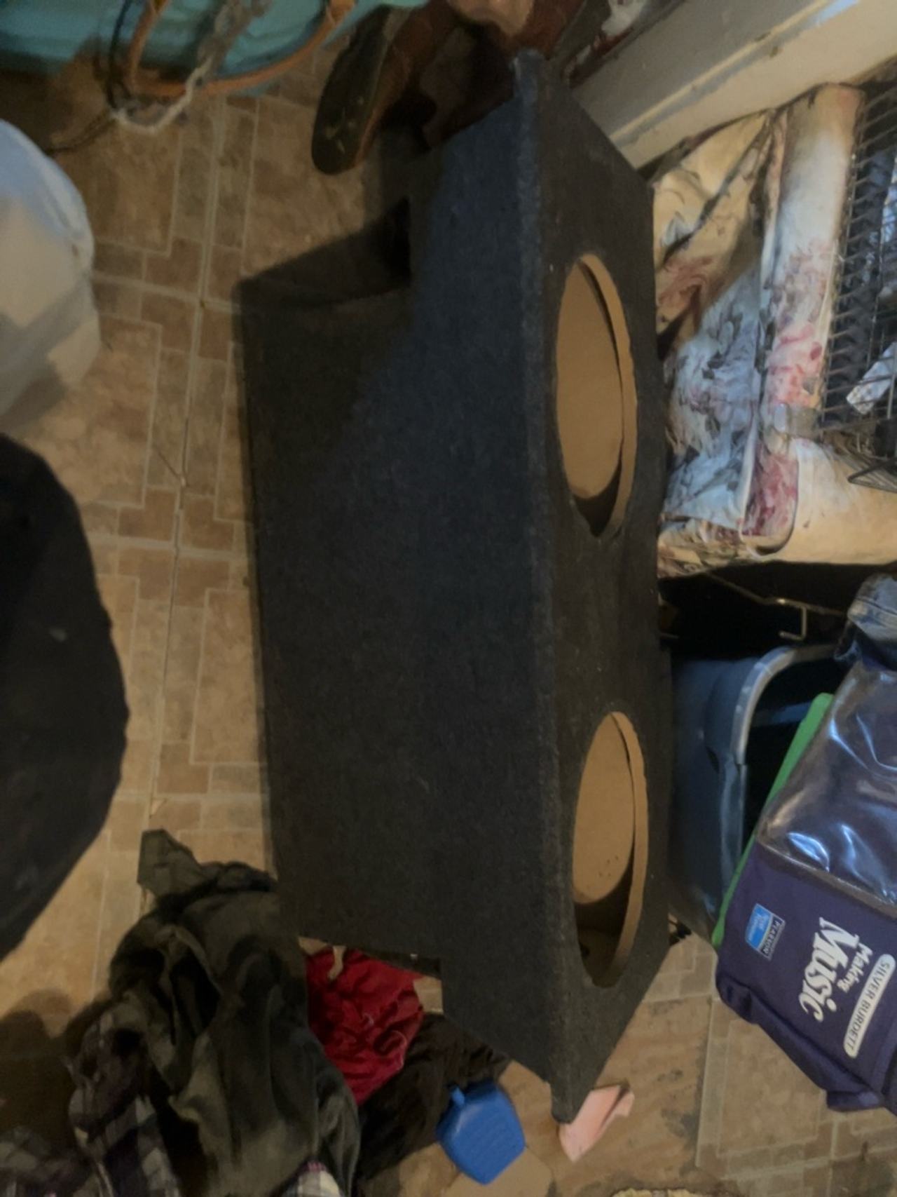 Q Power BASS12 3-Hole 12" Sealed Car Subwoofer Enclosure