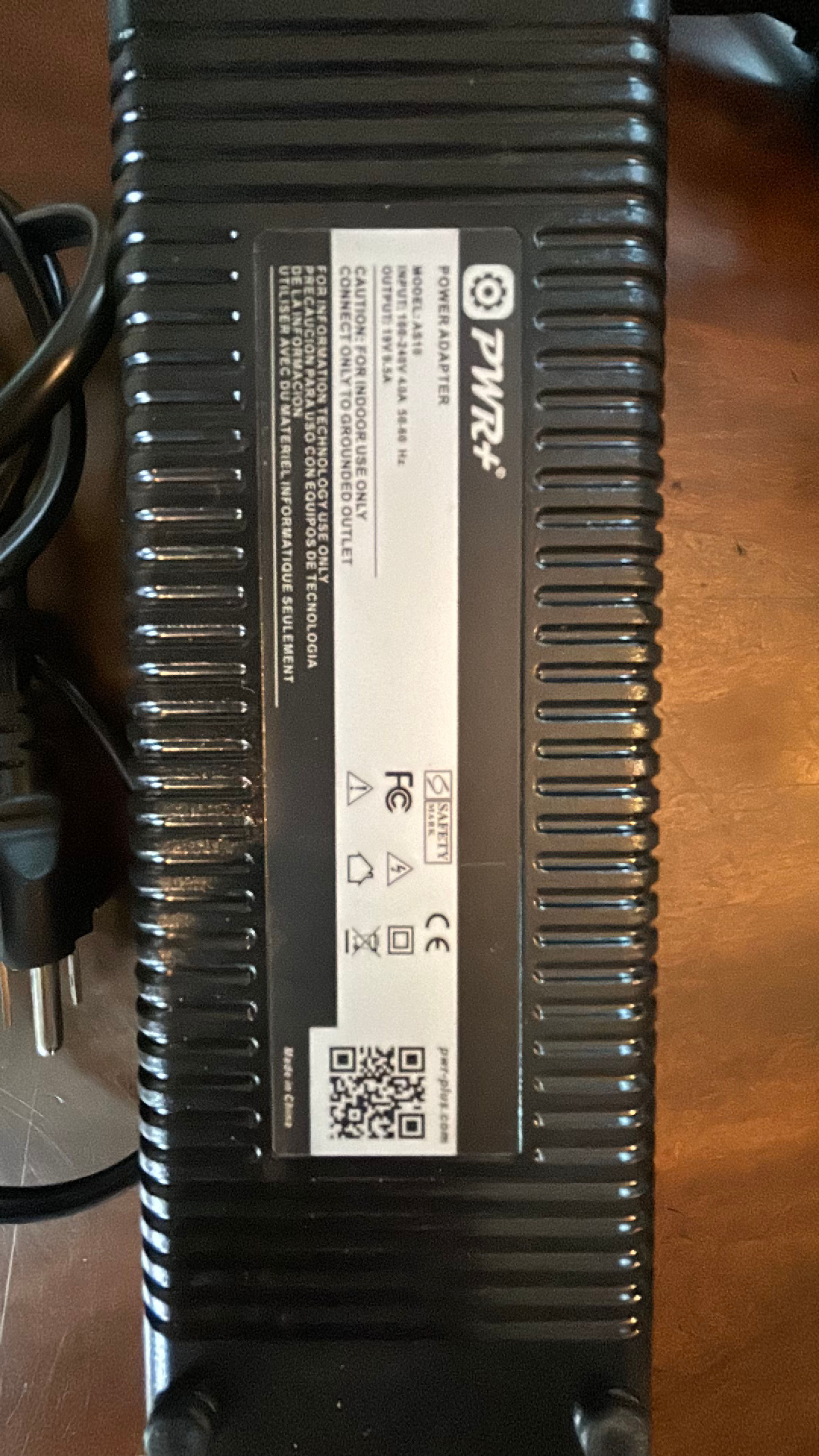 Mean Well GST280A15-C6P 15V 17A Power Adapter - Image 2