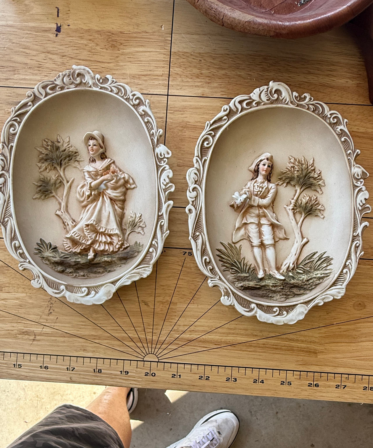 Burwood Victorian Couple 3D Wall Plaques