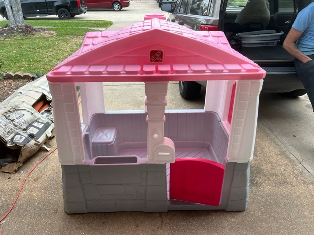 Step2 Neat & Tidy Cottage Pink Playhouse