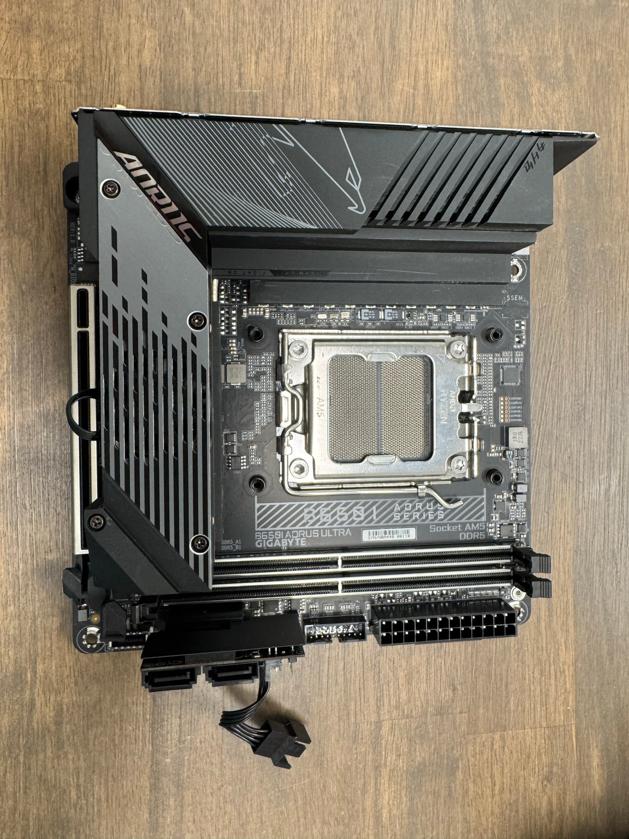 Gigabyte B650I AORUS ULTRA