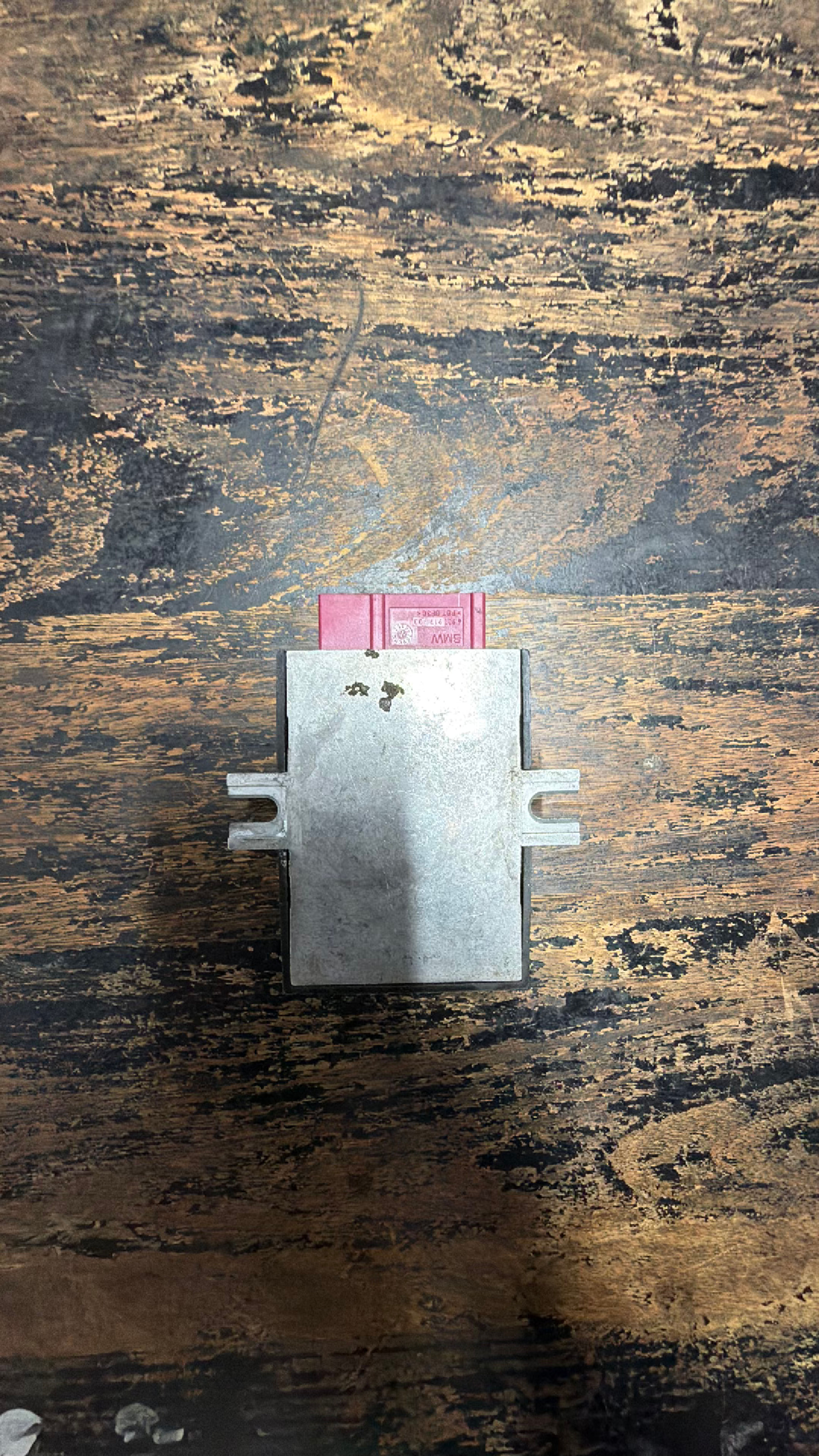 BMW Fuel Pump Control Module - Image 2