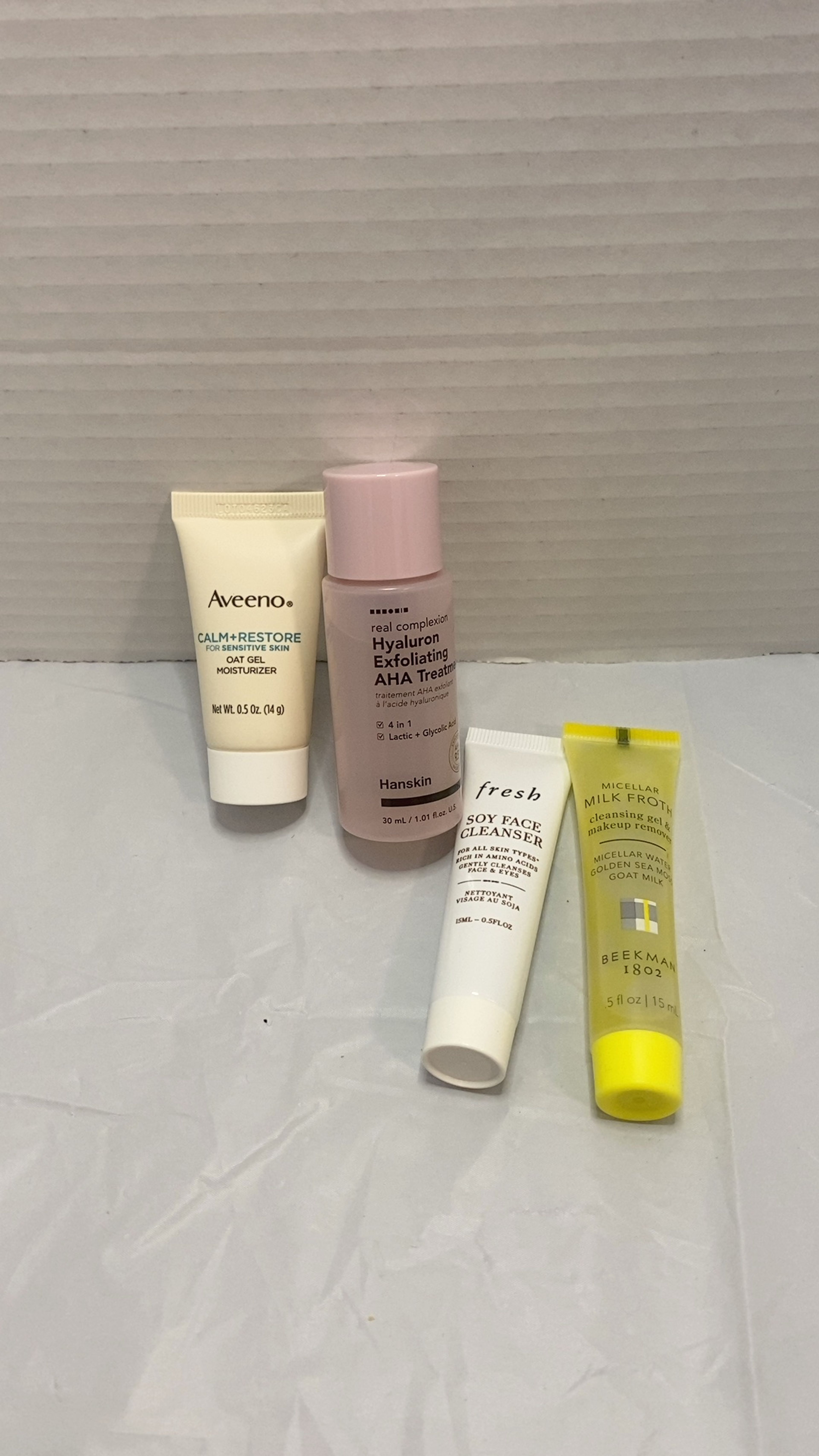 Hanskin Real Complexion Hyaluron Exfoliating AHA Treatment 1.01oz