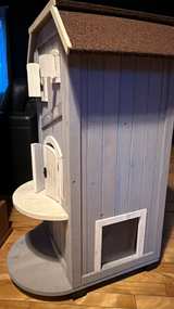 TRIXIE Cat's Home 3-Story Outdoor Cat House - Image 3