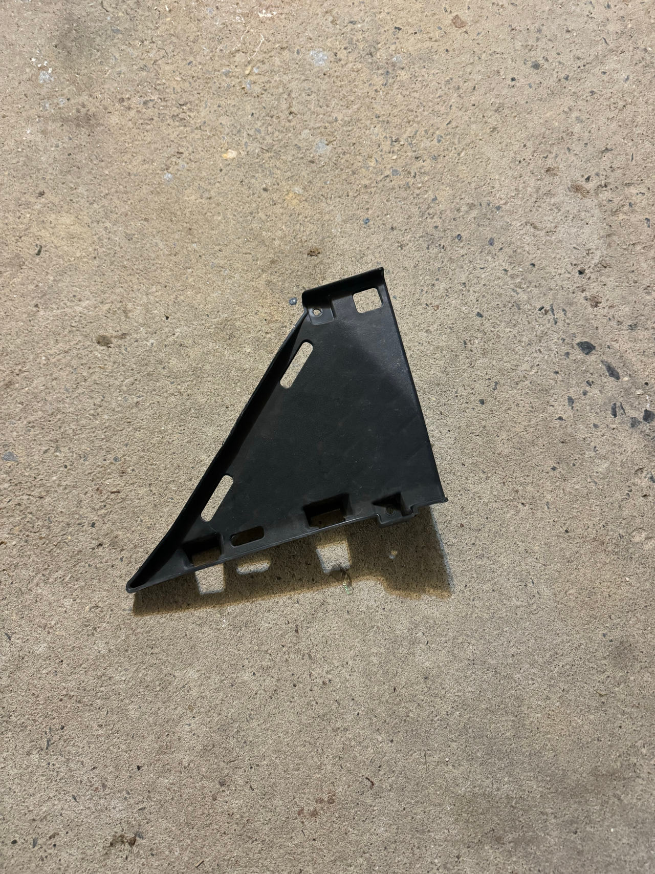 Genuine GM Front Left Grille Opening Cover, specifically part number 84812767