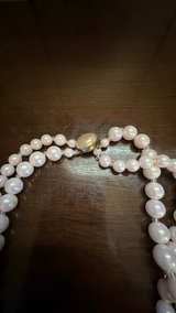 Vintage Double Strand Faux Pearl Necklace with Pink Crystal Accents - Image 2