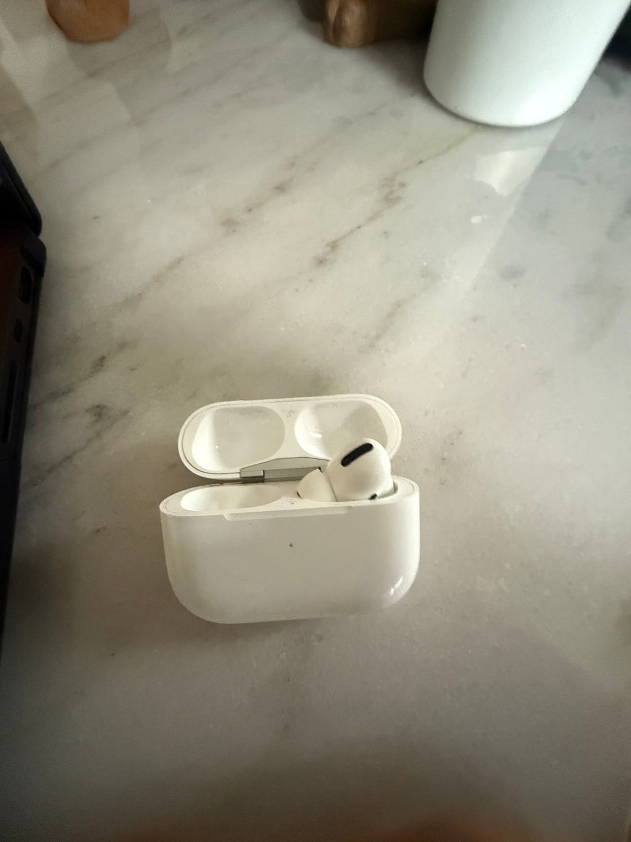 Apple AirPods Pro