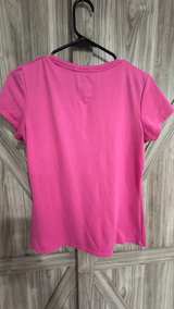 The North Face Women's Short Sleeve T-Shirt Pink Medium - Image 3
