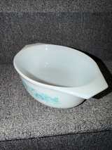 Pyrex Horizon Blue 1.5 Quart Round Casserole Dish - Image 4