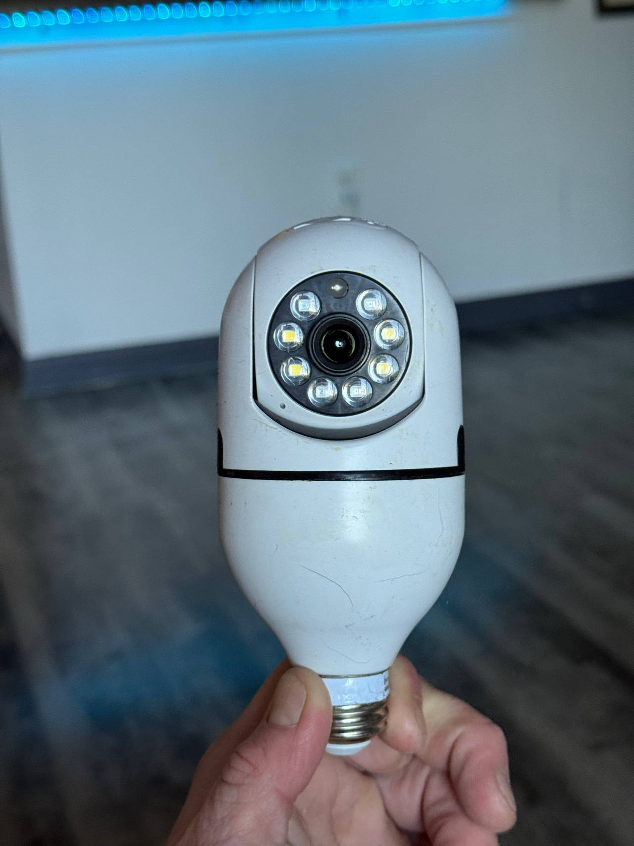 Wireless WiFi Light Bulb Security Camera