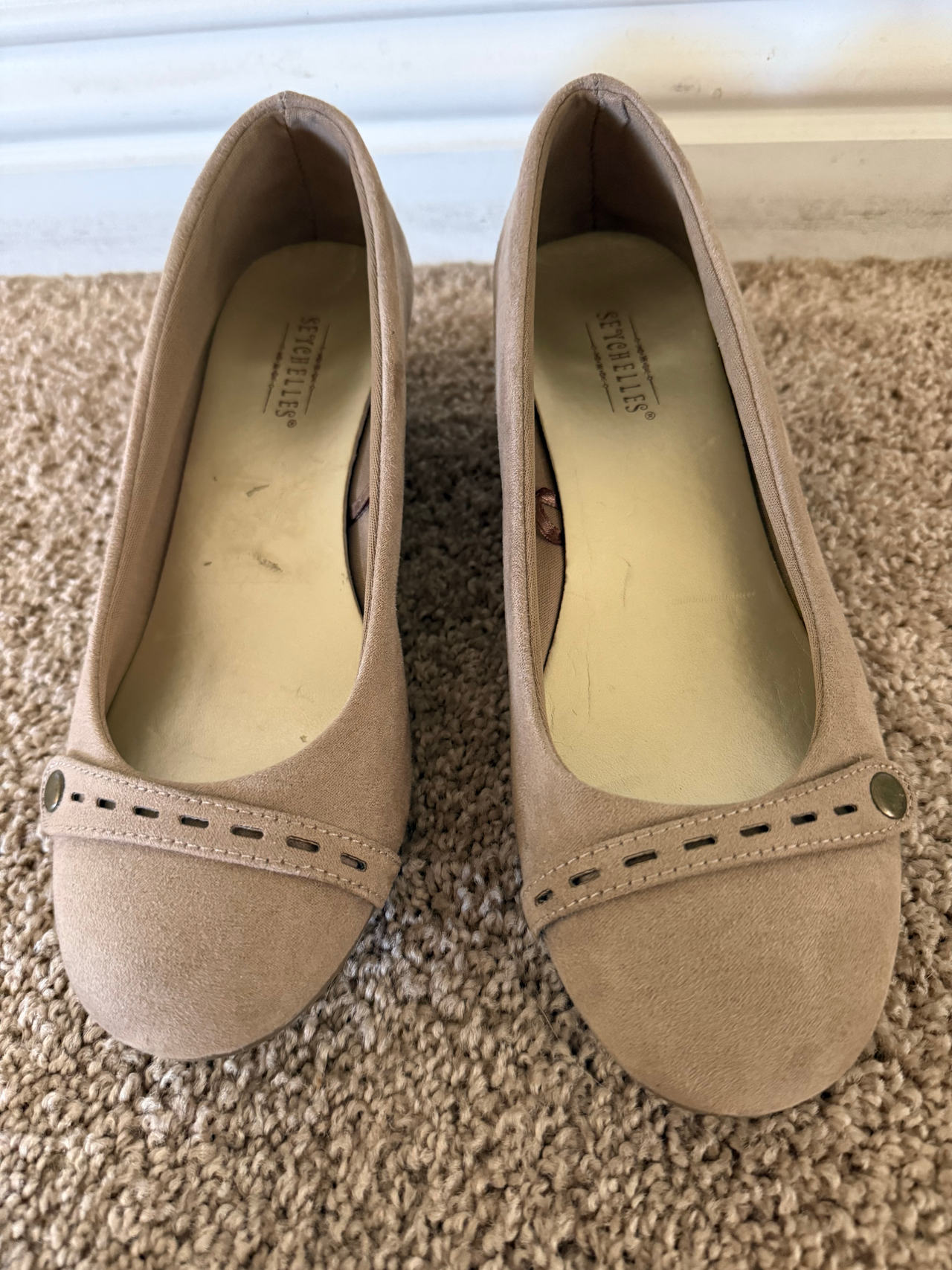 Seychelles Suede Round Toe Pumps size  6.5