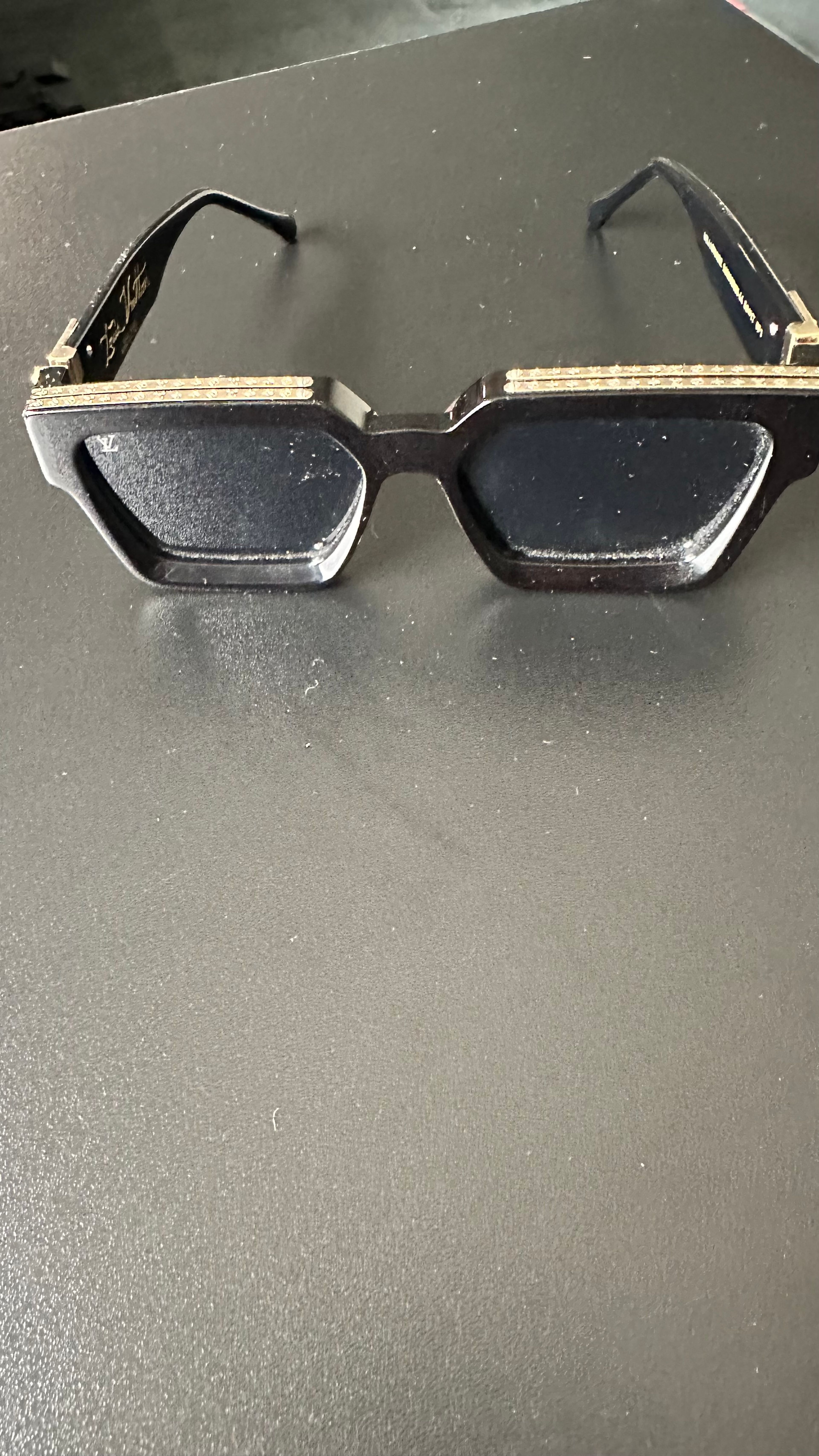 Louis Vuitton 1.1 Millionaire Sunglasses Black Gold - Image 3