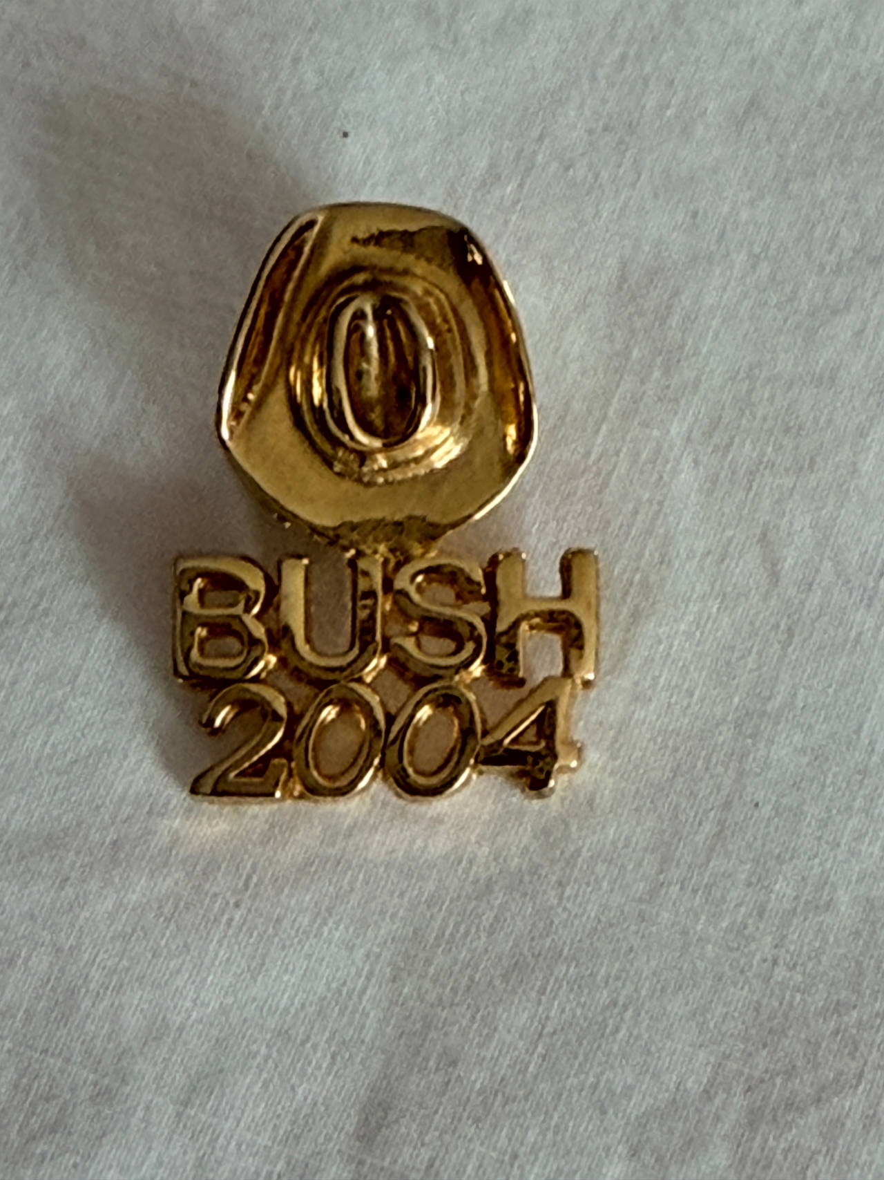 George W. Bush 2004 Cowboy Hat Campaign Pin gold finish