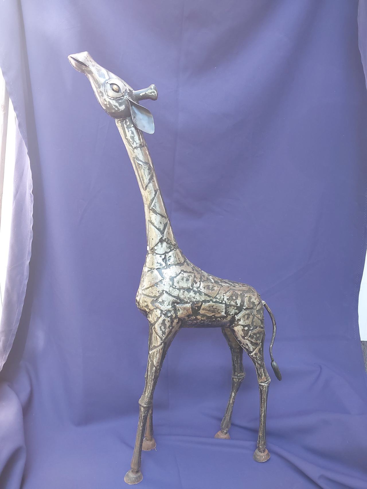 Handcrafted Metal Giraffe Garden Statue