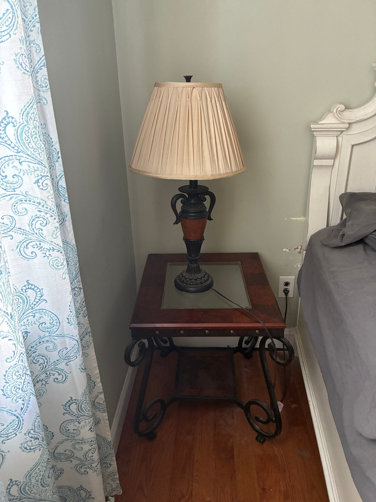 Ashley Furniture North Shore End Table