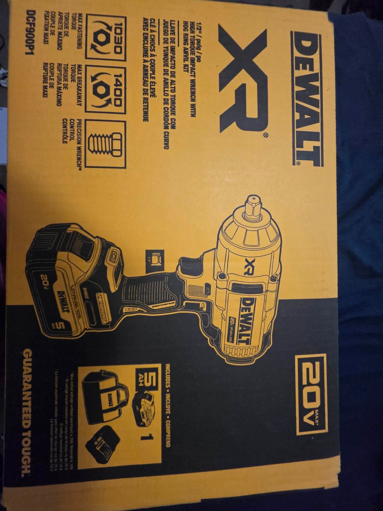 DeWalt DCF900P1 20V MAX XR 1/2 in. High Torque Impact Wrench Kit