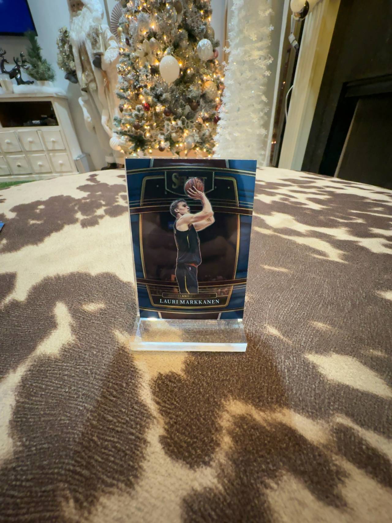 Panini Select Lauri Markkanen Concourse #90 Blue