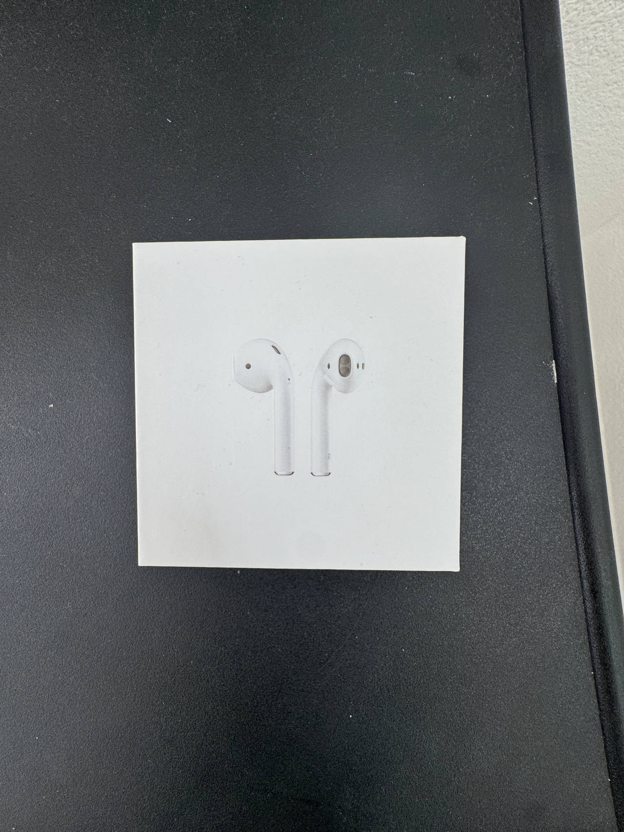 Apple AirPods (2nd generation)