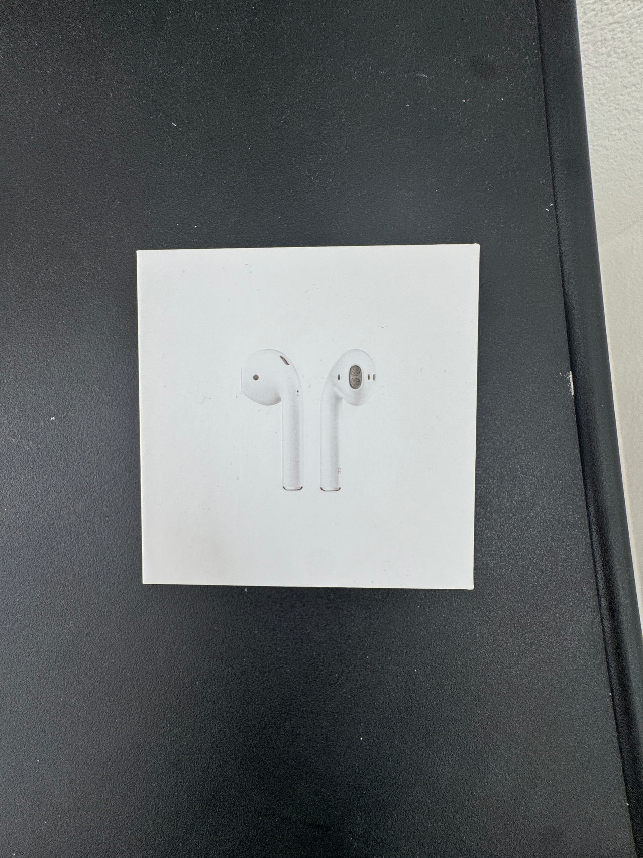 Apple AirPods (2nd generation)