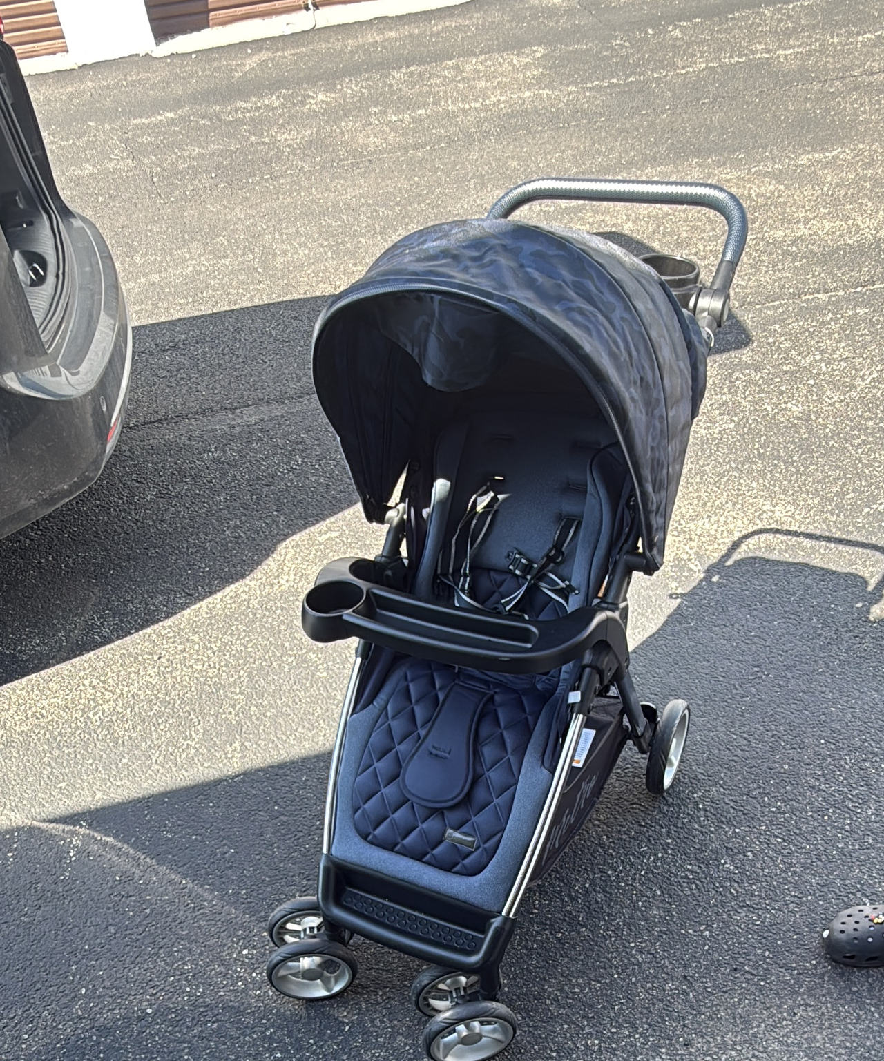Momo Baby Lightweight Stroller with Snack Tray