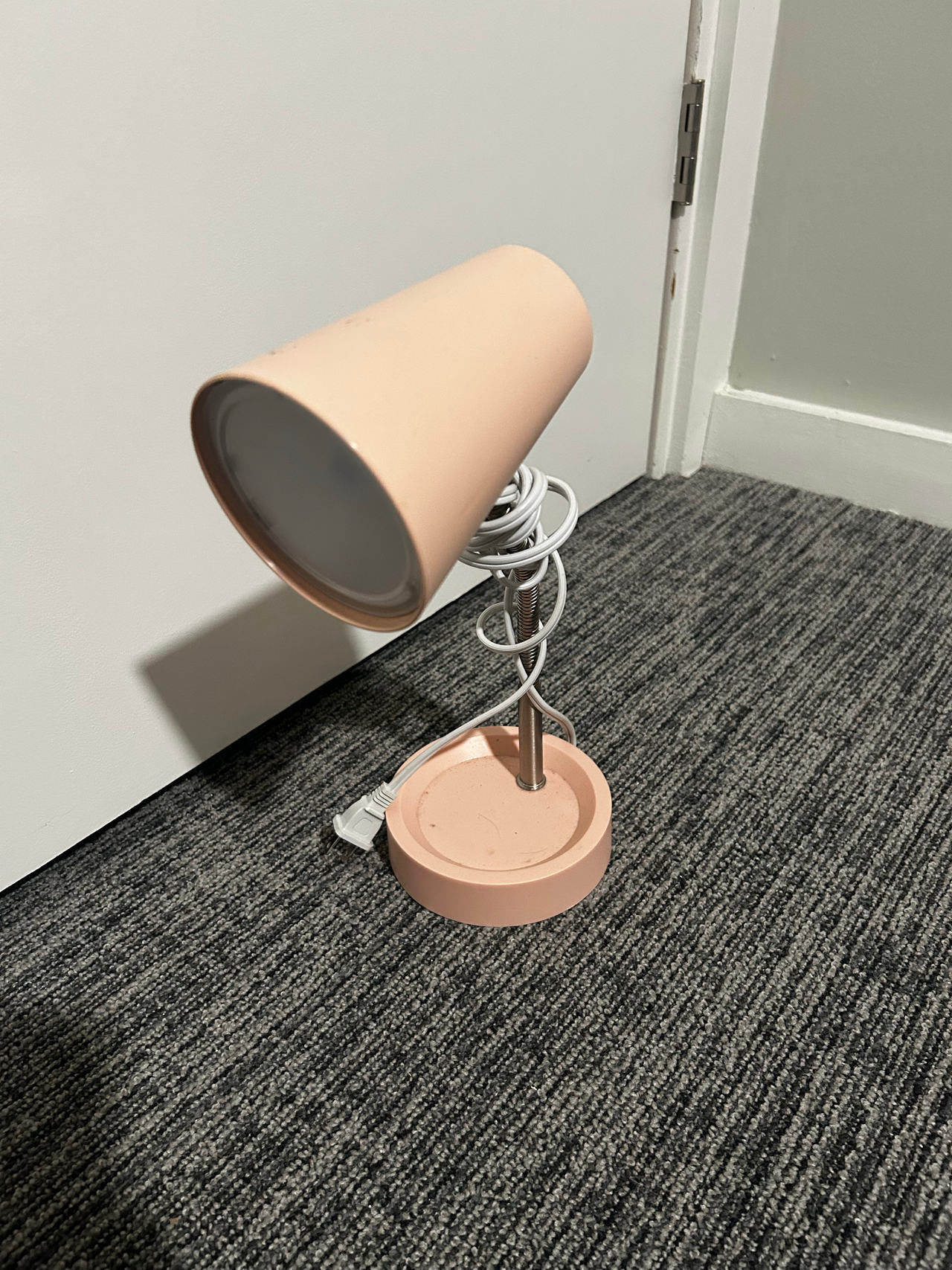 Pillowfort Metal Desk Lamp with Tray Base Pink