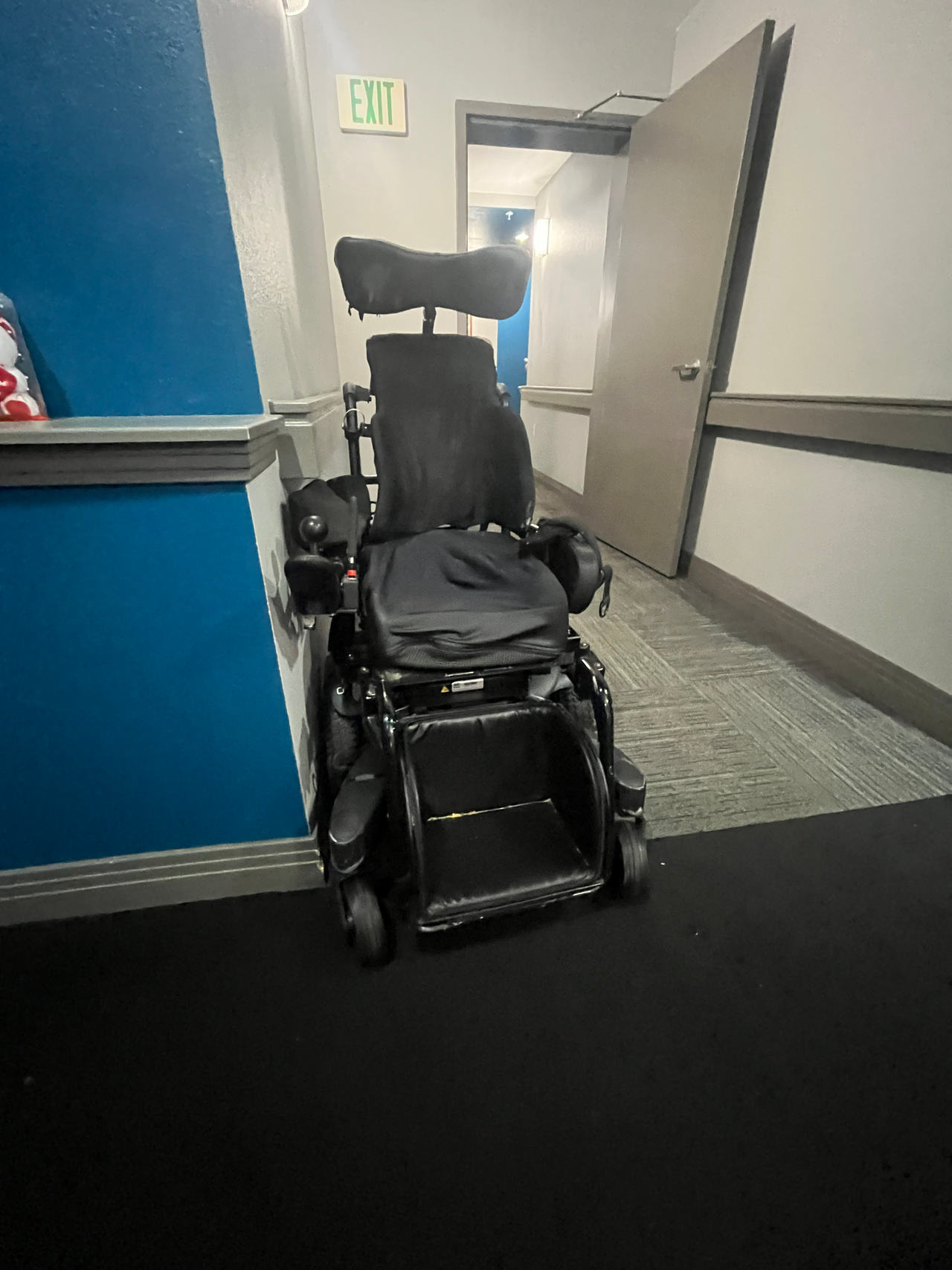 Electric Wheelchair