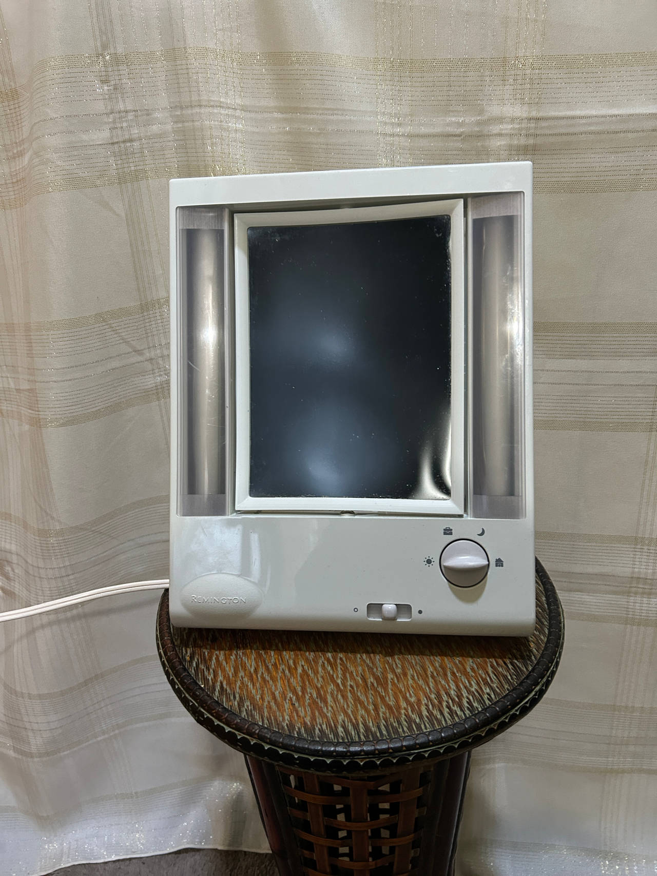 Remington Lighted Makeup Mirror