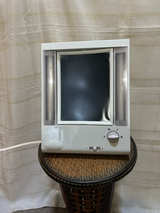 Remington Lighted Makeup Mirror - Image 1