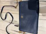 Navy blue Tory Burch Carter Slim Crossbody Bag - Image 1